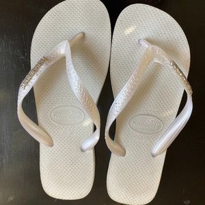 White and silver Havaianas Flip flops sandals